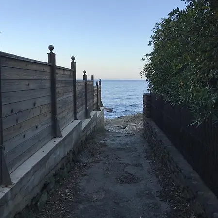 Corniche Des Cigales Villa